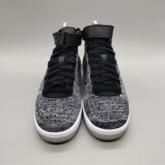 Nike‎ Air Force 1 Flyknit Casual Sneakers Womens Size 6 Black White Hi Top - Picture 2 of 9